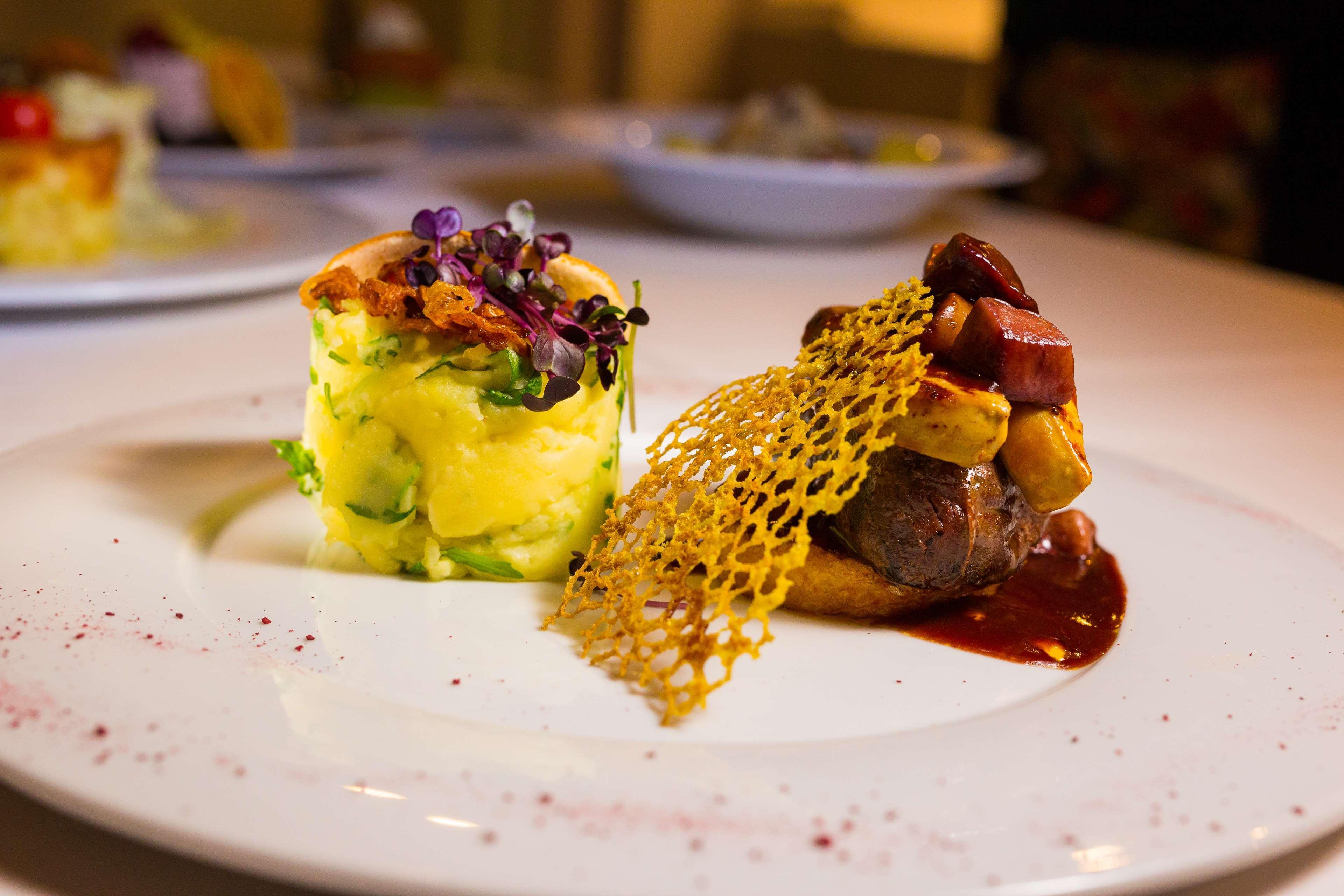 Hotel Golden Tulip Ana Tower Sibiu Ngoại thất bức ảnh