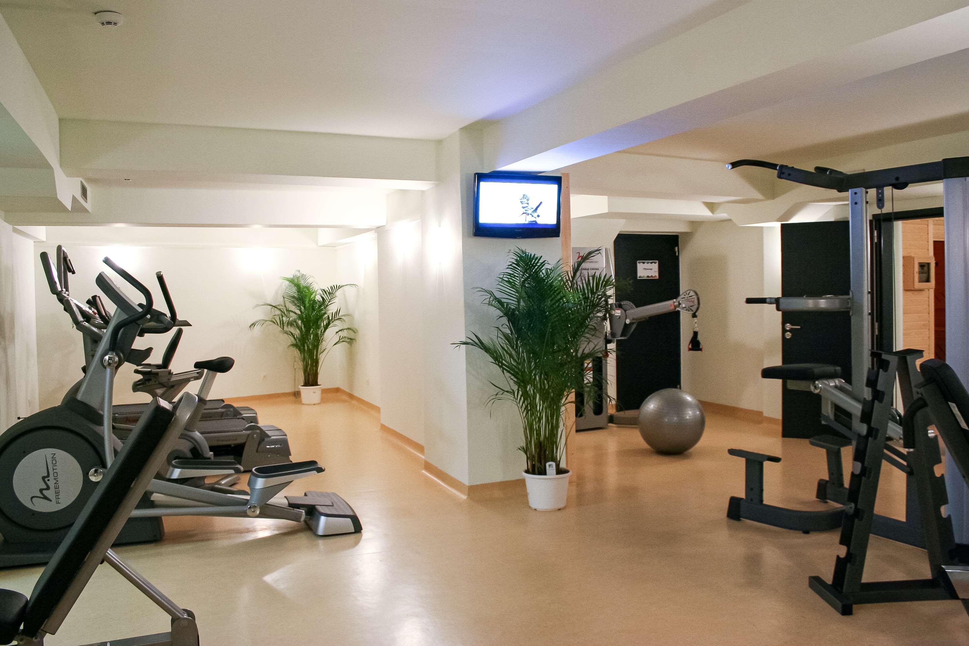 Hotel Golden Tulip Ana Tower Sibiu Ngoại thất bức ảnh