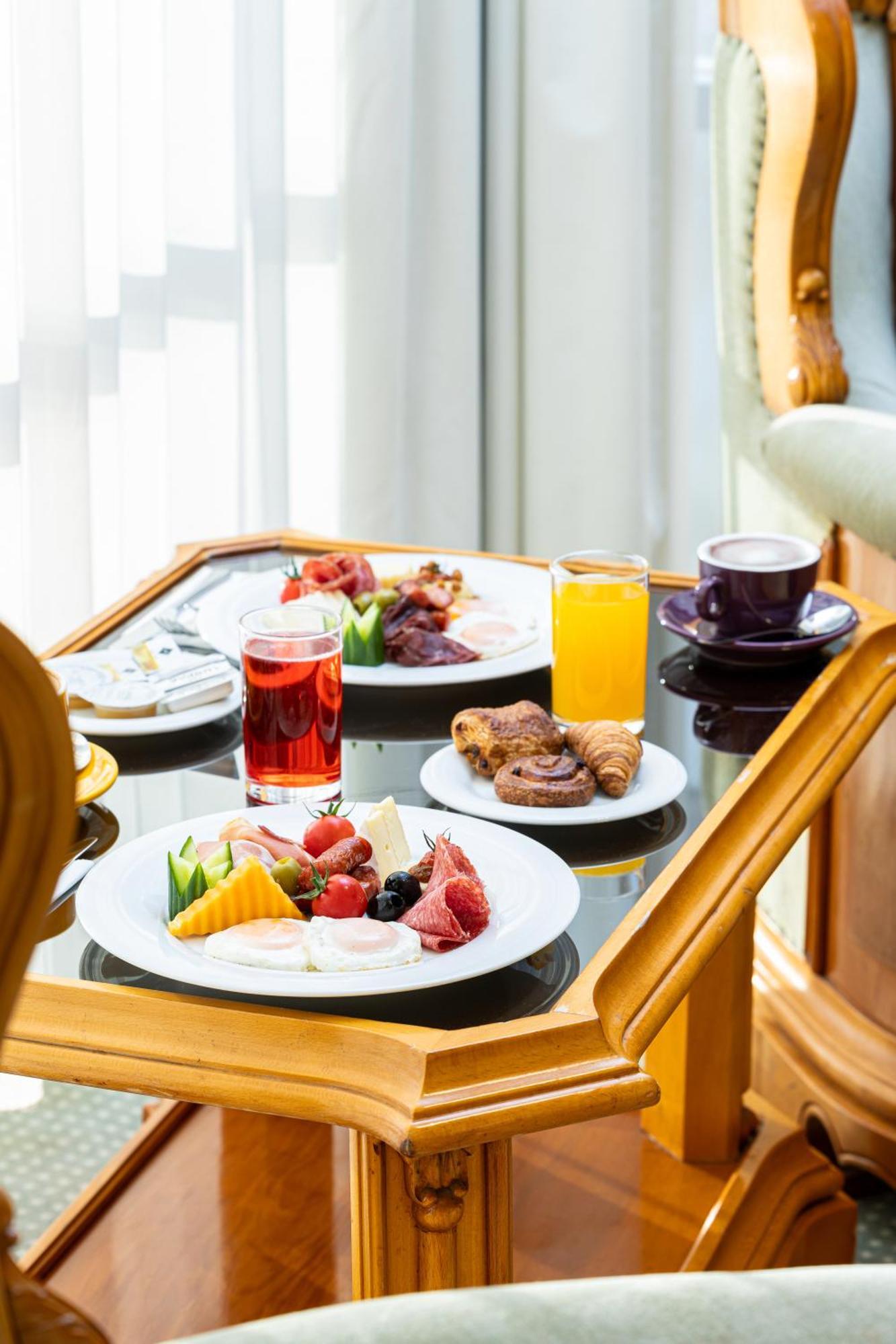 Hotel Golden Tulip Ana Tower Sibiu Ngoại thất bức ảnh