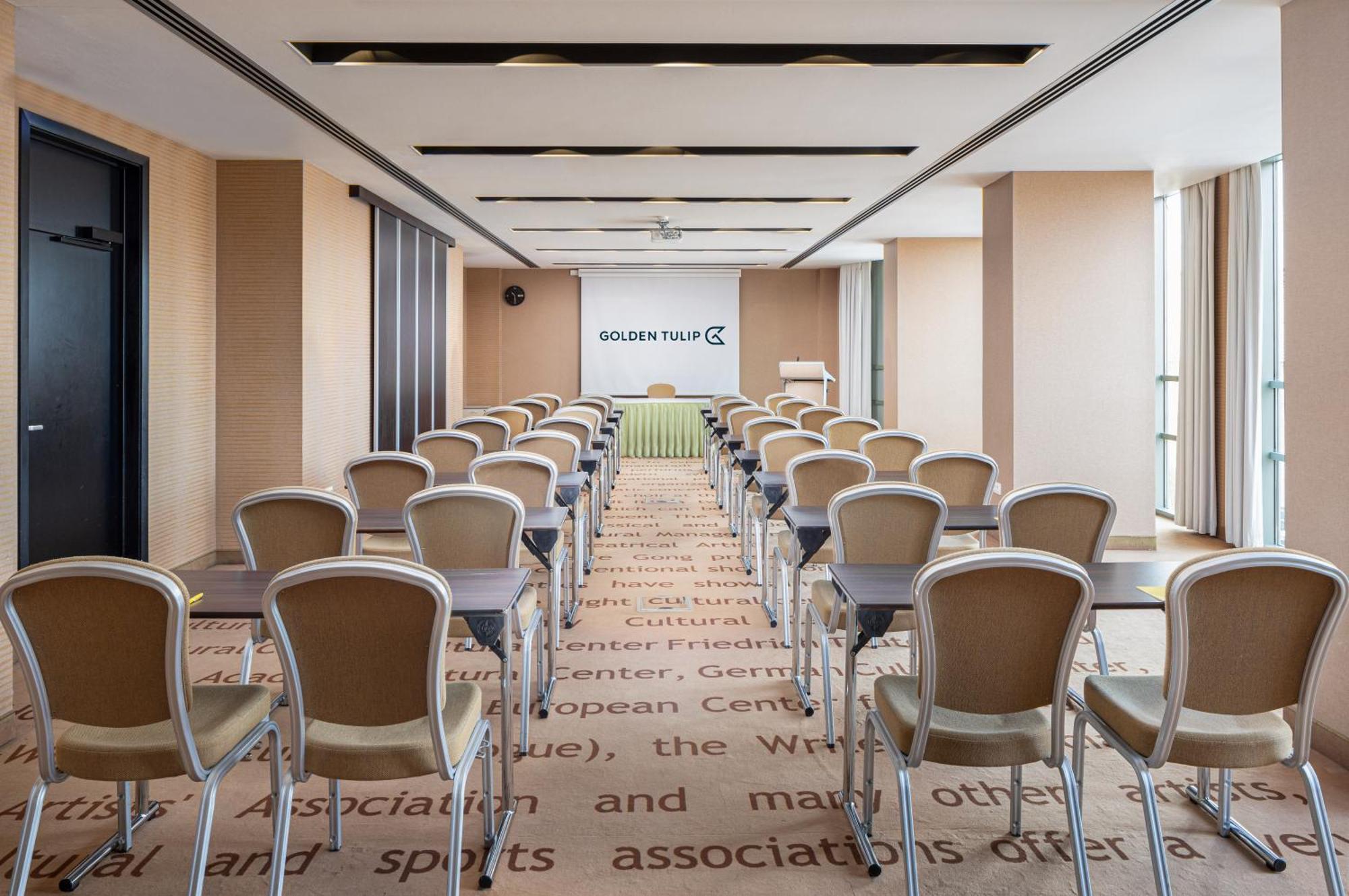 Hotel Golden Tulip Ana Tower Sibiu Ngoại thất bức ảnh
