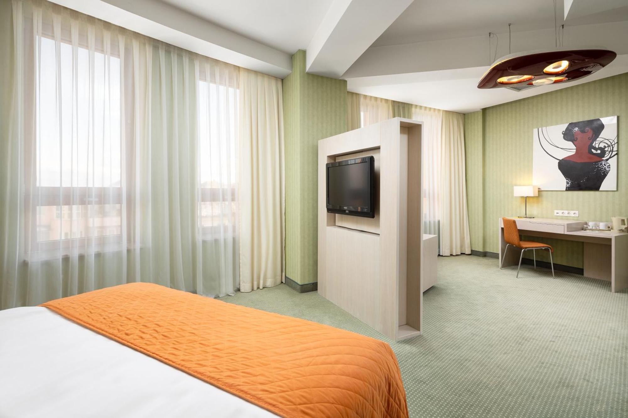 Hotel Golden Tulip Ana Tower Sibiu Ngoại thất bức ảnh