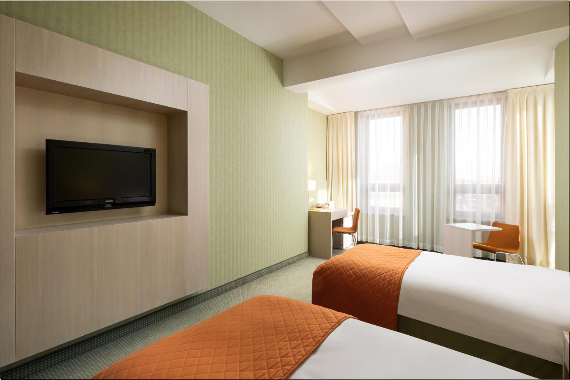 Hotel Golden Tulip Ana Tower Sibiu Ngoại thất bức ảnh