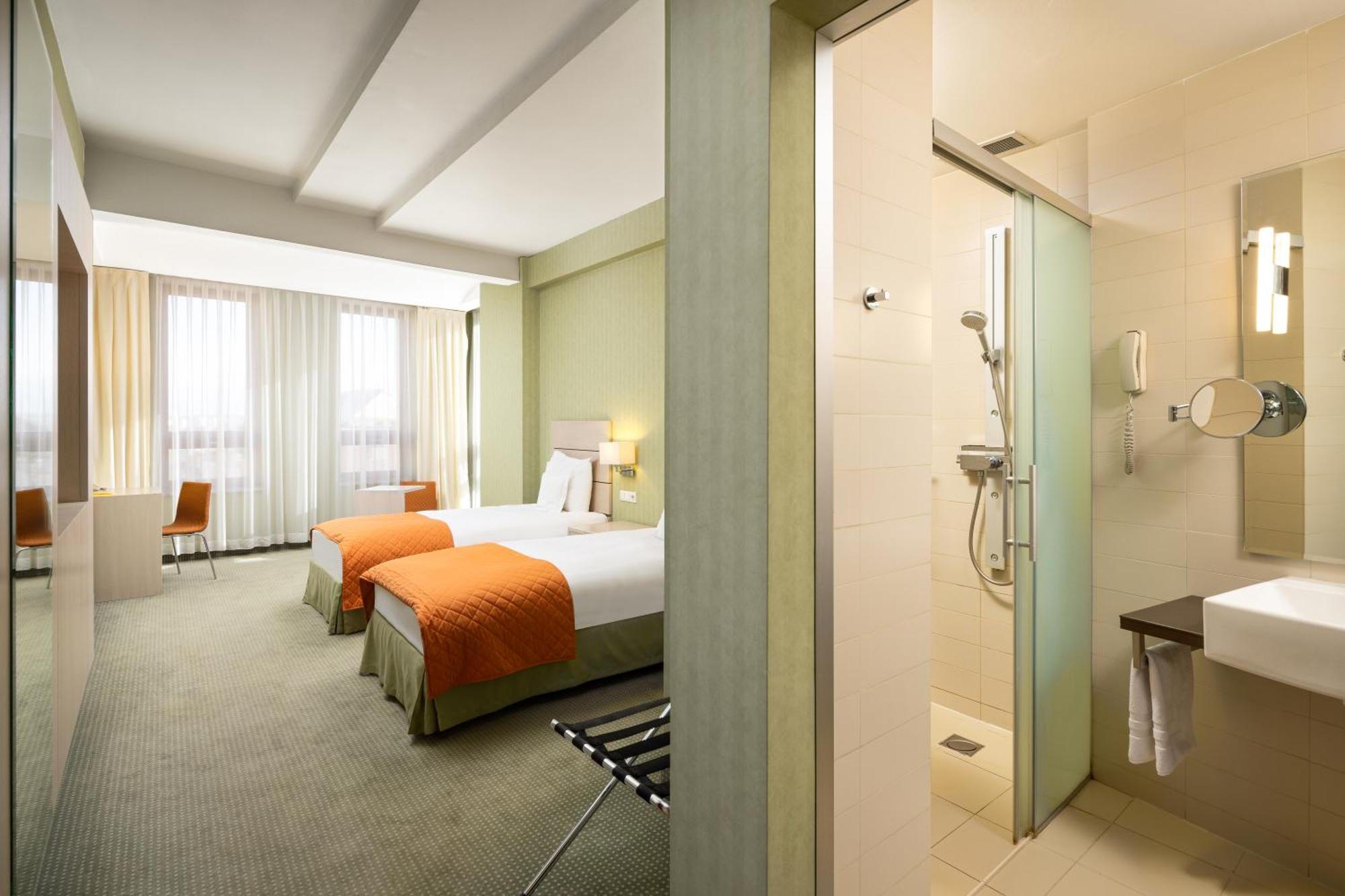 Hotel Golden Tulip Ana Tower Sibiu Ngoại thất bức ảnh