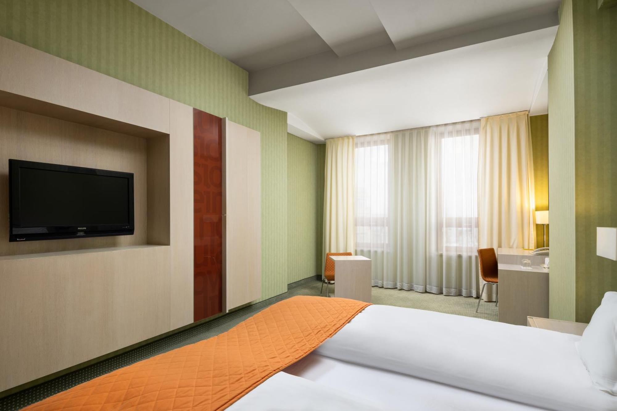 Hotel Golden Tulip Ana Tower Sibiu Ngoại thất bức ảnh