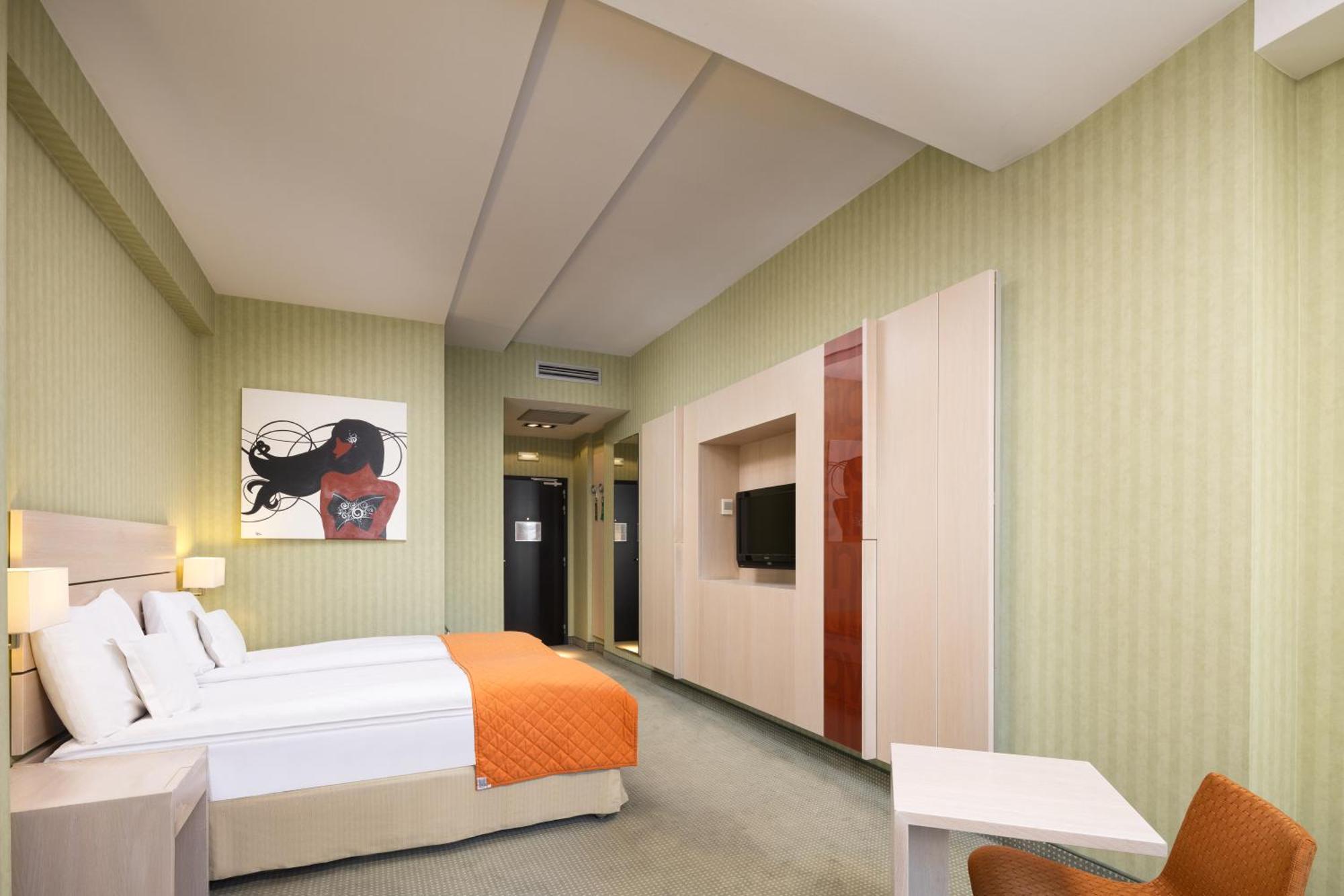 Hotel Golden Tulip Ana Tower Sibiu Ngoại thất bức ảnh